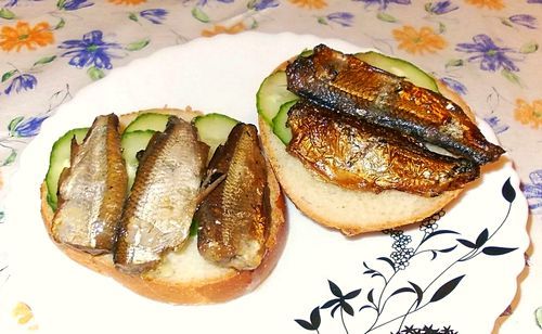Шпроты из уклейки